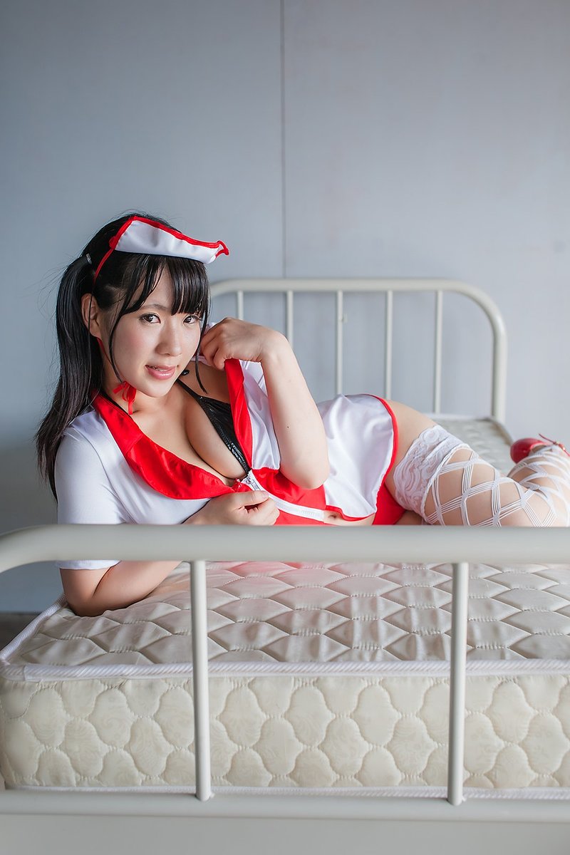 Вероника, 23 года, 2 размер груди